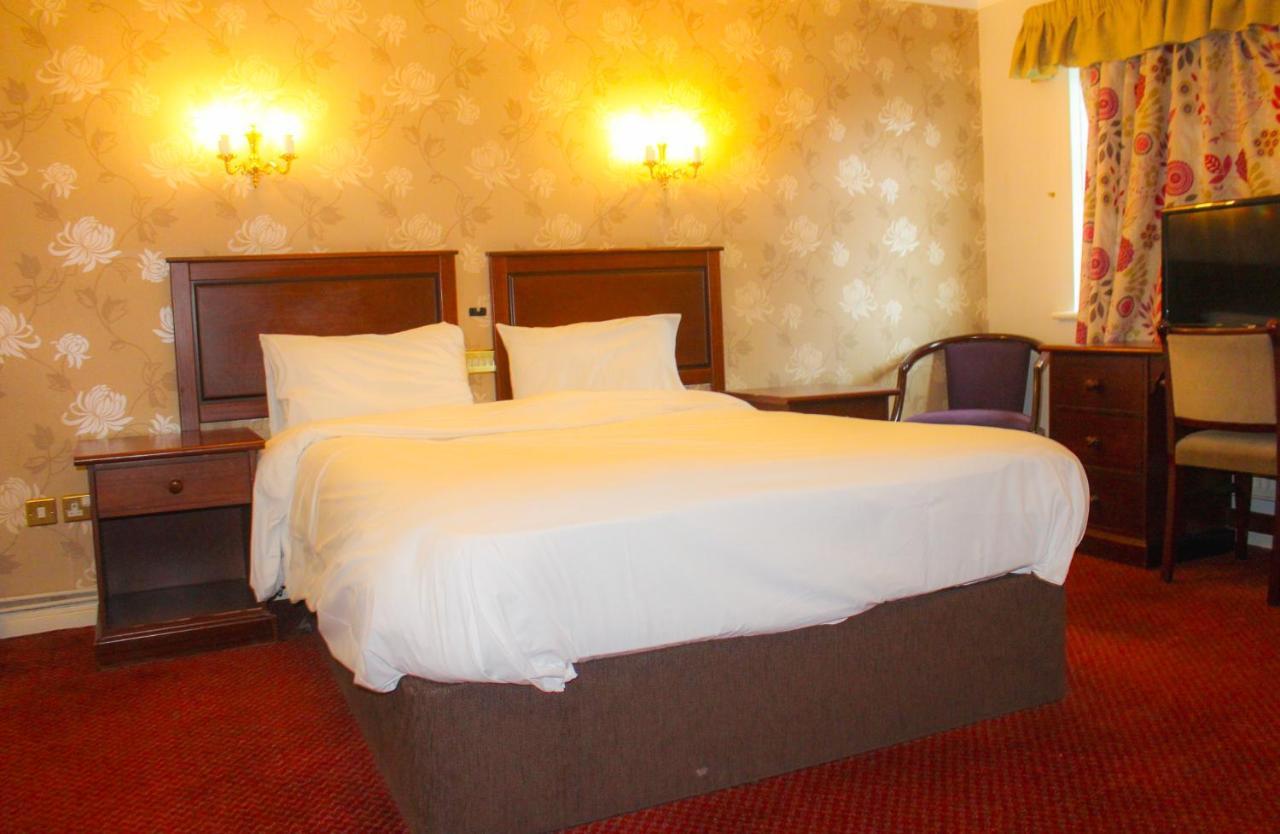 Consort Hotel Rotherham Exteriör bild
