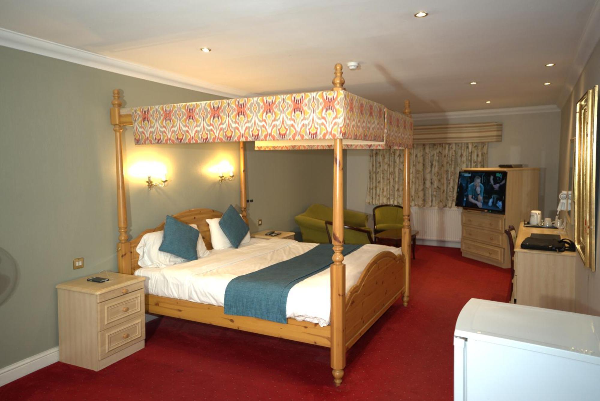 Consort Hotel Rotherham Exteriör bild