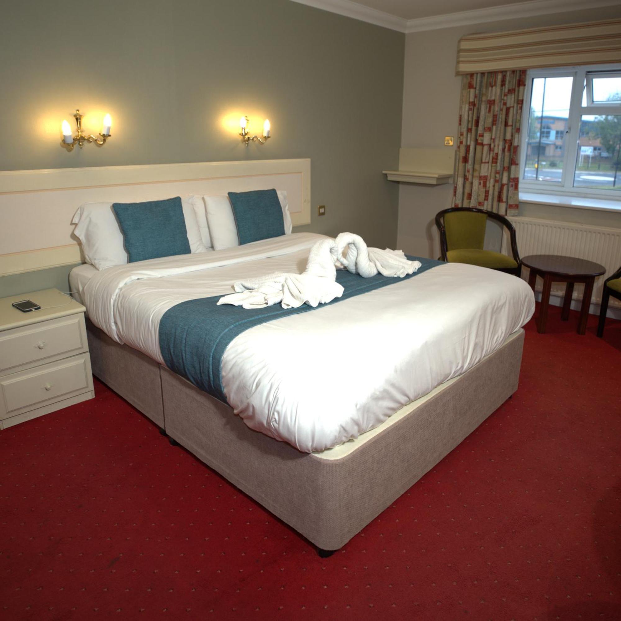 Consort Hotel Rotherham Exteriör bild