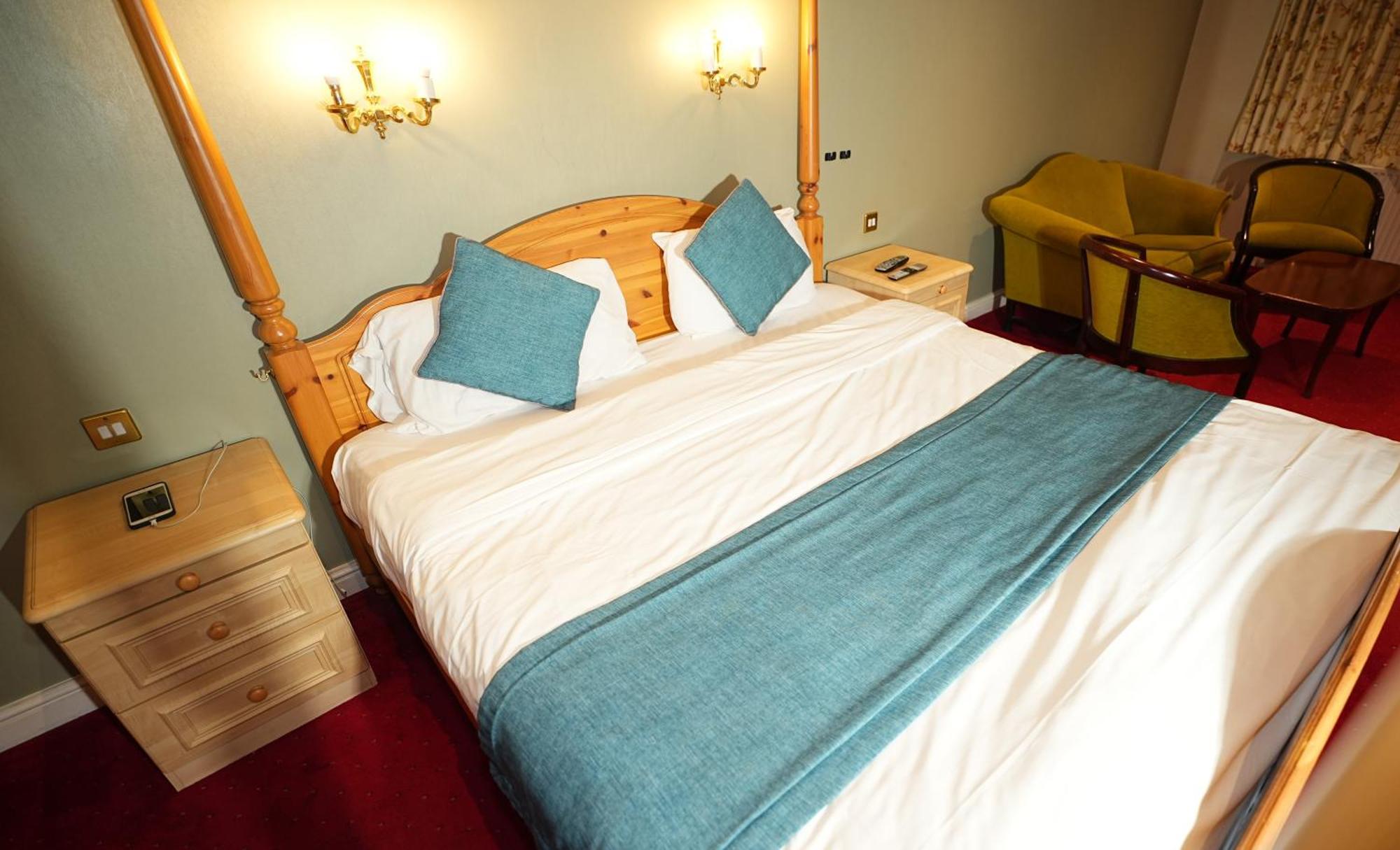 Consort Hotel Rotherham Exteriör bild