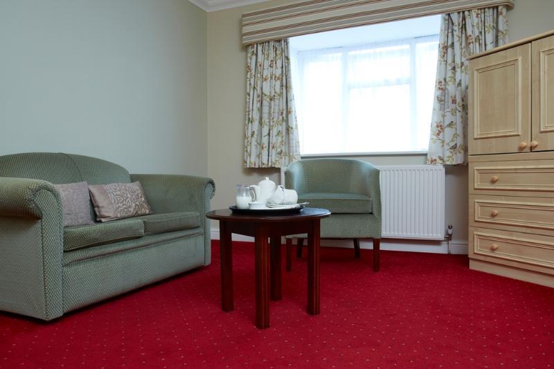 Consort Hotel Rotherham Exteriör bild